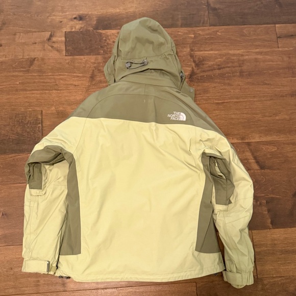 The North Face 3-1 SnowboardingJacket - Picture 2 of 8